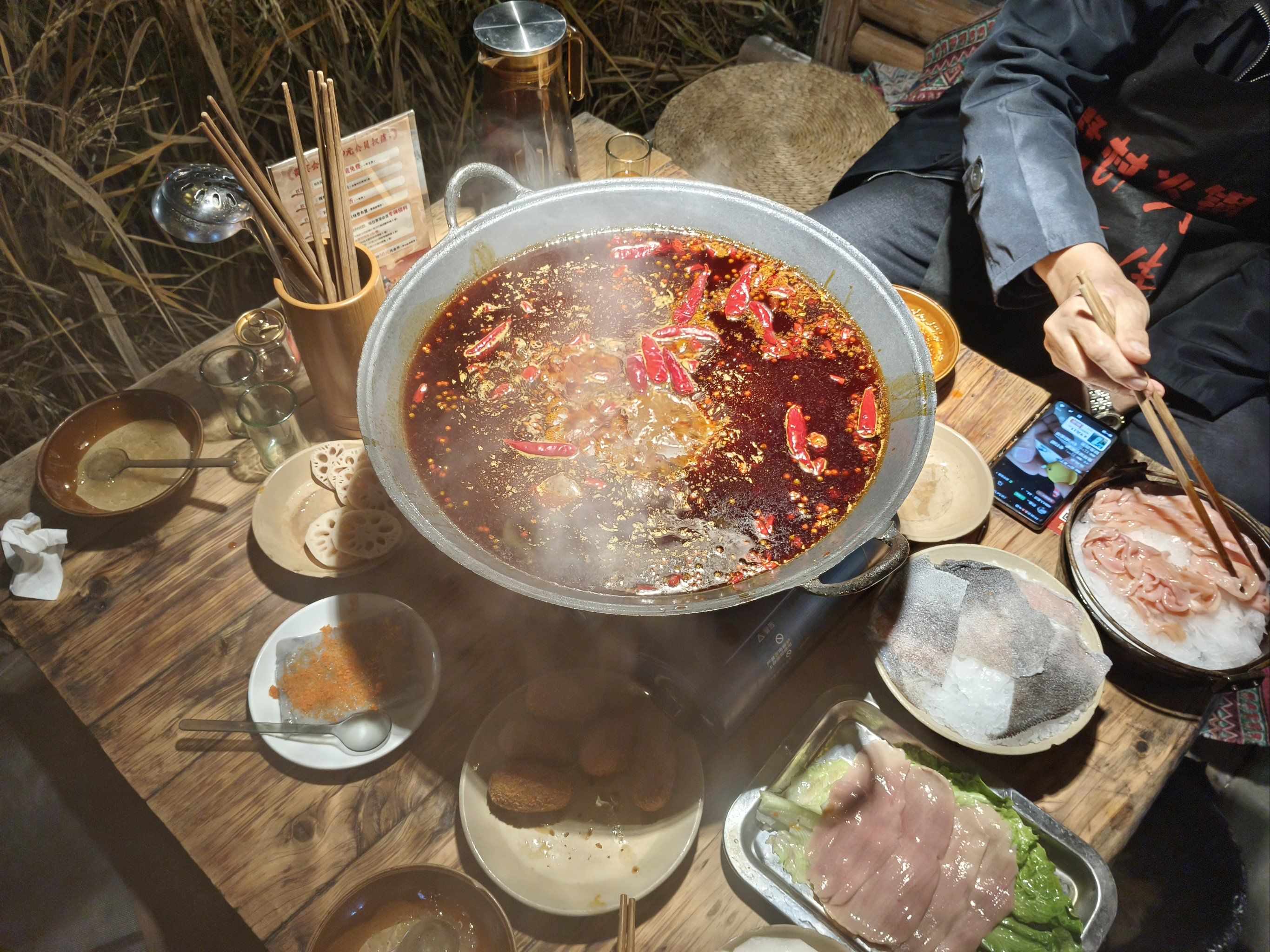 超级好吃的野村火锅,辣度适中,菜品新鲜