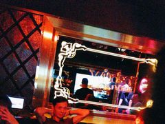 -温莎KTV(珠江路店)