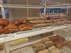 -好利来(上海长宁龙之梦店)