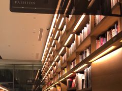 -茑屋书店(天目里店)