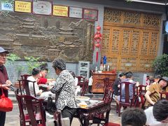 -蔼若春.传承三十年云南菜(金碧公园店)