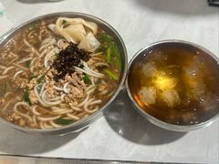 小碗瘦肉-正宗杨记普洱酸醋米线(总店)