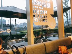 靠窗位-Wagas沃歌斯(静安大悦城店)