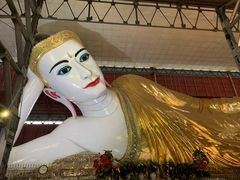 -ခြောက်ထပ်ကြီးရွှေသာလျောင်းဘုရားကြီး