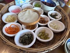 -包整·丝娃娃(一览甲秀楼风景店)