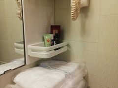 -锦江之星(广州海珠江泰路地铁站店)