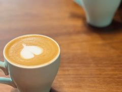 拿铁-VESH COFFEE(定西路店)