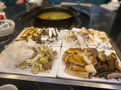 -野菌皇海景野生菌火锅(滨海大道店)