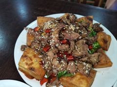 巧吃腰筋-金卯白肉罩火烧