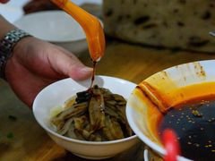 -锅巴凉粉油茶
