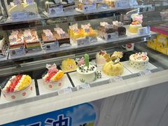 -85度C(生甜甜圈研究工坊·上海平凉店)
