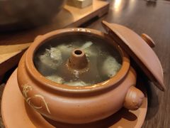 -银米·云南传统过桥米线(双廊黑金冠店)