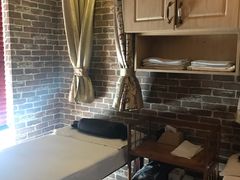 -莱蔻·圣灸堂·推拿艾灸(天山店)