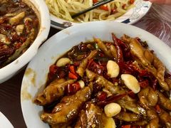 -铁头烧菜馆(立新路店)