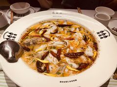 -渔语鱼新川菜Bistro(万象天地店)