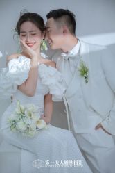 -第一夫人婚纱摄影(南京店)