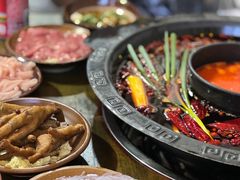 -黄潇洒老火锅(九眼桥宏济巷店)