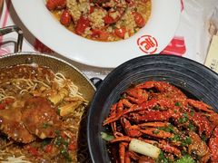 -肥肥虾庄·金牌油焖大虾(汉街SKP店)