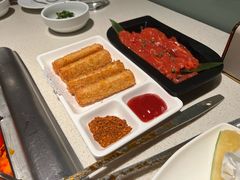 -海底捞火锅鲜切牛肉主题店(长寿路店)