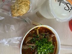 -江三王记牛杂馆(总店)