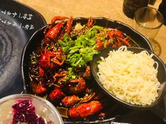 -何师烧烤·香辣蟹·川菜·30年老品牌(太古里旗舰店)