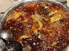 -肖肖酸萝卜鱼火锅(总店)