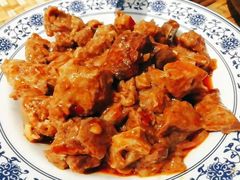 -爆炸头阿姨小四川正宗川味小吃(无任何分店)