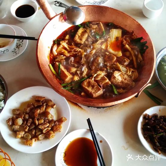 保山金鸡铜瓢牛肉(万花路店)