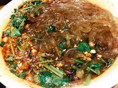 -万记麻辣烫国展总店