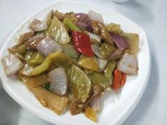 酸菜炒大肠-文记壹心鸡(宝华路店)