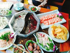 -重庆秦妈火锅(扶绥空港店)