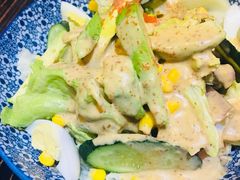 牛油果沙拉-山屋日式料理屋(宛平88店)