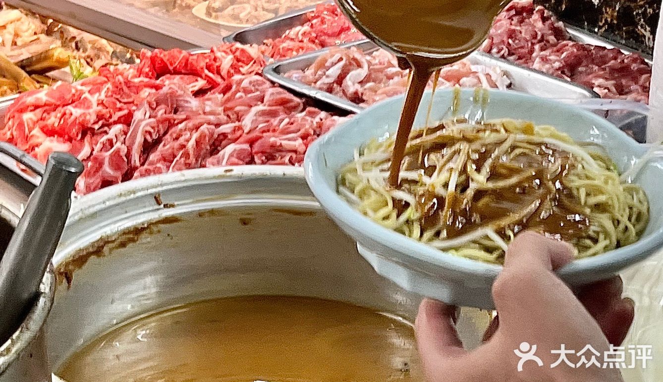 来汕头别忘了吃上这碗鲜掉眉毛的粿条面汤啊！