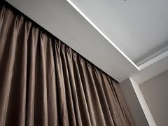 -西安大雁塔科技大学地铁站亚朵酒店