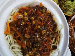 黑椒肉酱意粉-黄师奶甜品店