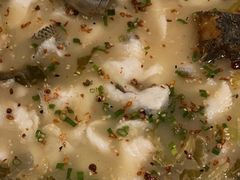 -姚姚酸菜鱼·金戈戈香港豉油鸡(喜荟城联名店)