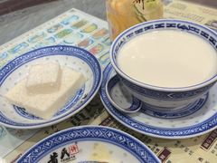 -黄氏许牛奶甜品店(展后街店)