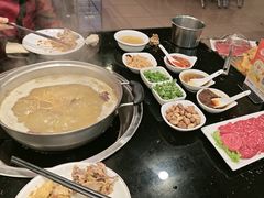 -丫丫汤膳打边炉(宏府408坊店)