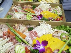 -山野的朋友露营炭火烤肉