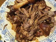 -老天桥酱肉烧饼夹肘子(天桥店)