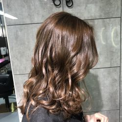 -Moyue HAIR SALON