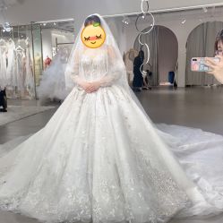 -艾米丽婚纱礼服