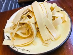 -曹丞相·地锅鸡·地锅鱼(武林店)