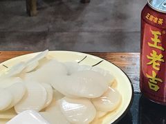 -三里屯土灶炖公鸡地锅鸡(江东店)