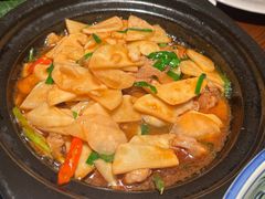 -花菇朵·云山雀 ll 野生菌锅·野果酸汤·精品滇菜(万柳店)