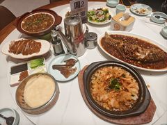 -梅利汴京烤鸭•开封豫菜地标店(东大街店)
