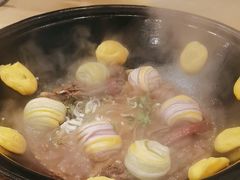 -万里闯关东铁锅炖菜馆(高新旗舰店)