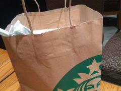 -星巴克臻选(威海威高广场店)