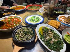 -卞氏菜根香(青羊万达店)