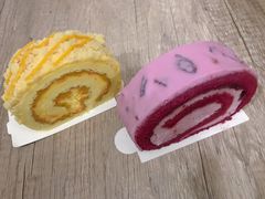 红果山楂瑞士卷-星巴克(洛阳中州路王府井店)